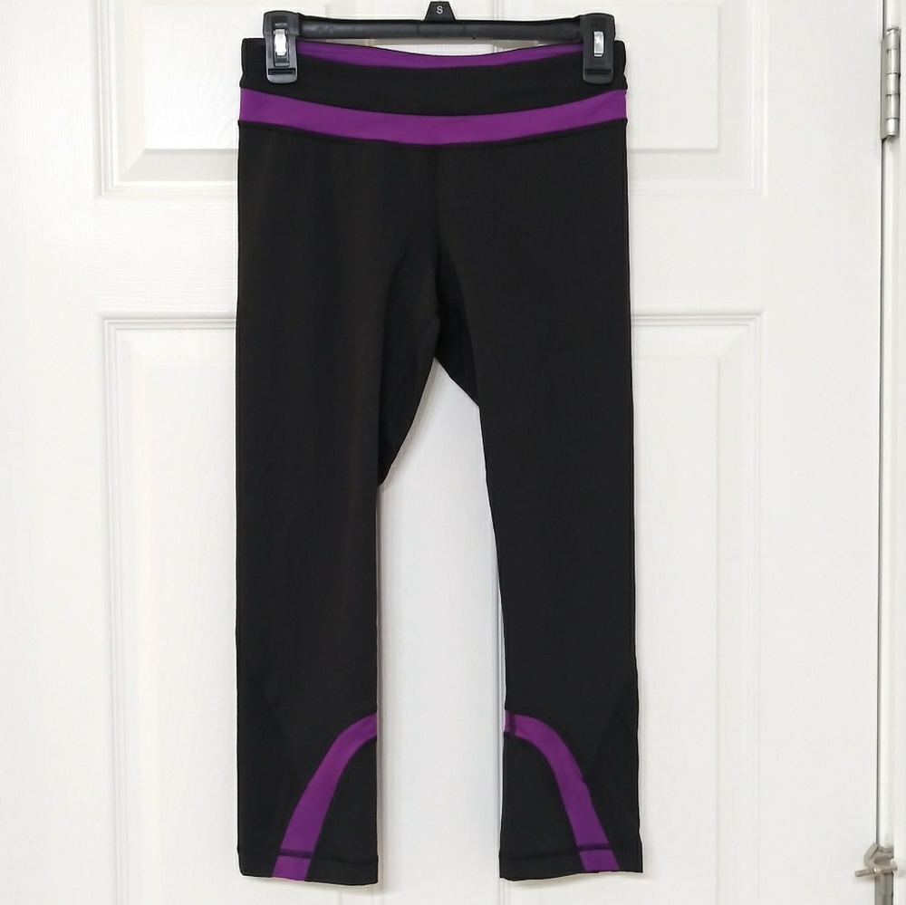 Lululemon Atheltica Black/Purple Leggings size 6